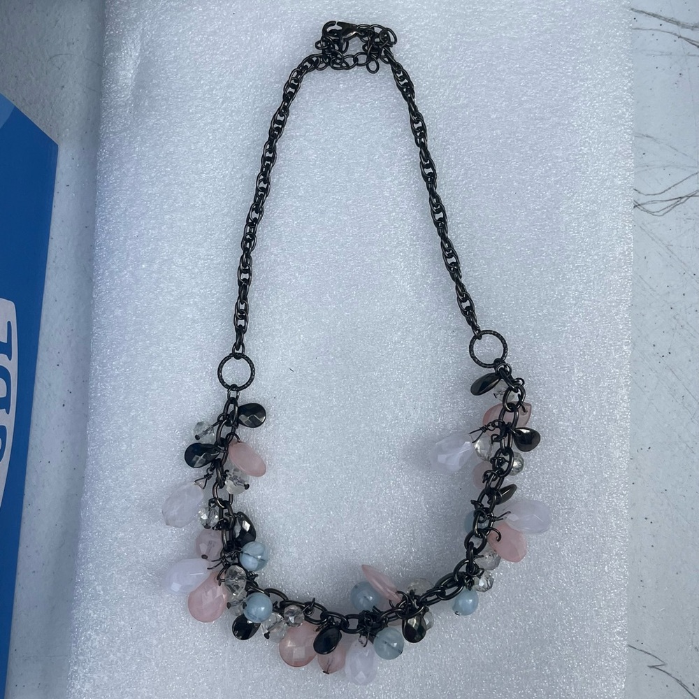Gorgeous beaded dangle statement 2000s necklace baby pink and blue
